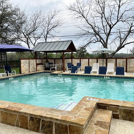 ניו בראונפלס Gruene Cottages מראה חיצוני תמונה