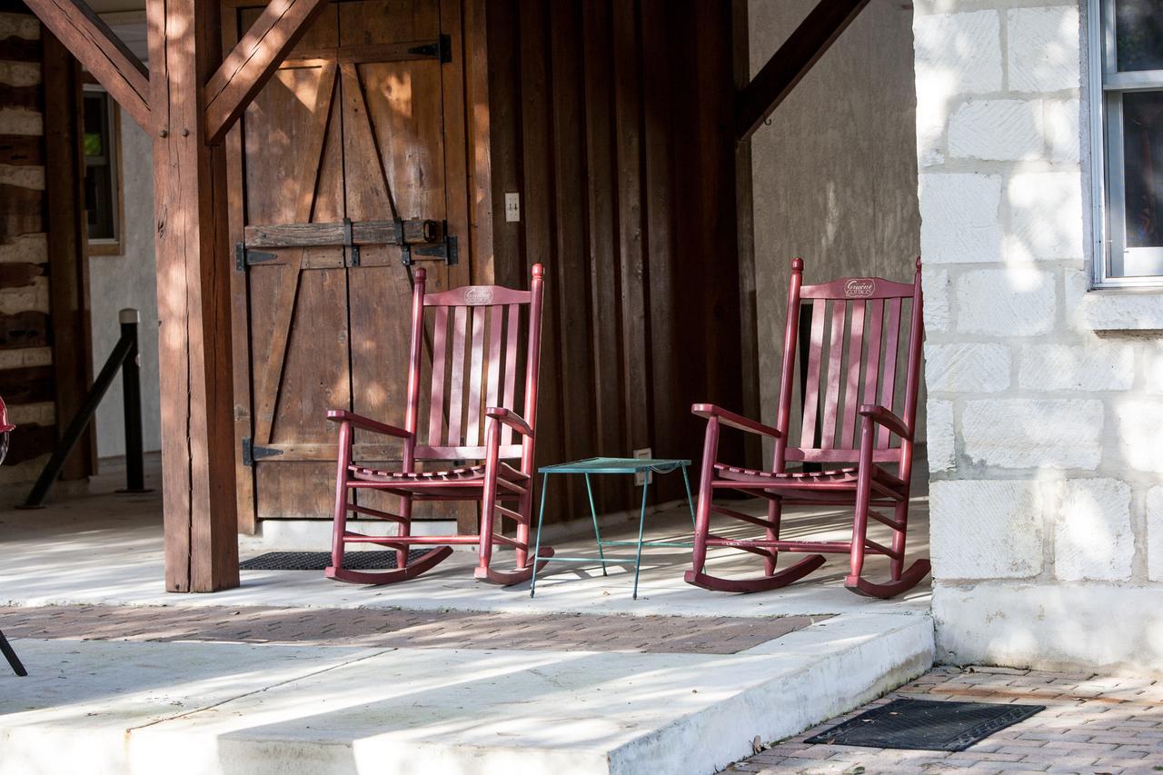 ניו בראונפלס Gruene Cottages מראה חיצוני תמונה