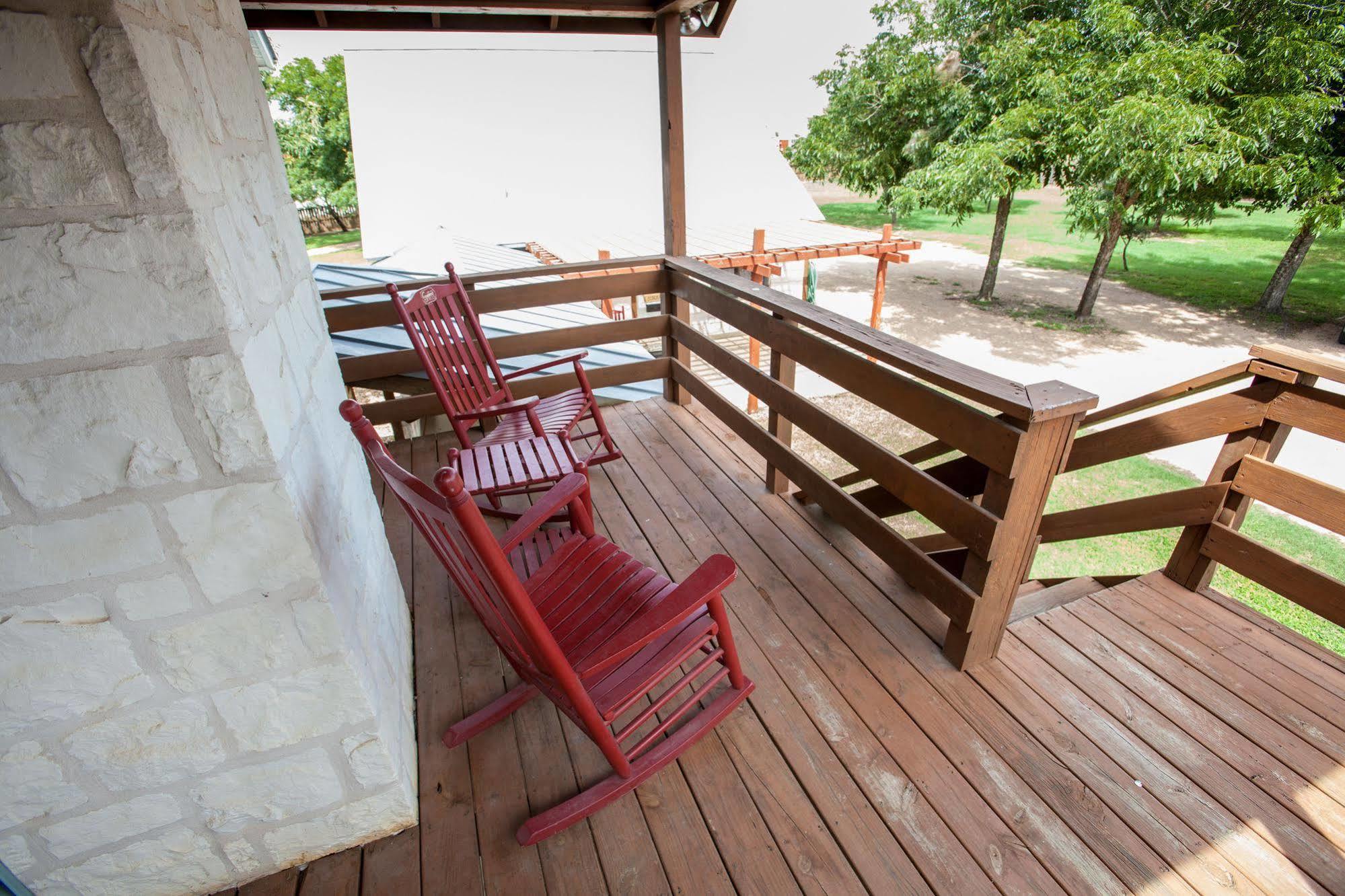 ניו בראונפלס Gruene Cottages מראה חיצוני תמונה